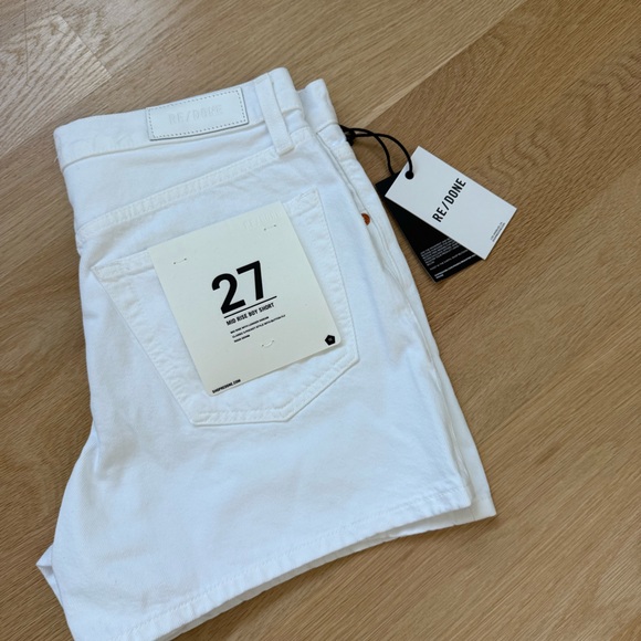 Re/Done White Mid Rise Boy Short
